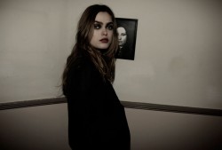http://thumbnails74.imagebam.com/19286/8c4a23192858588.jpg